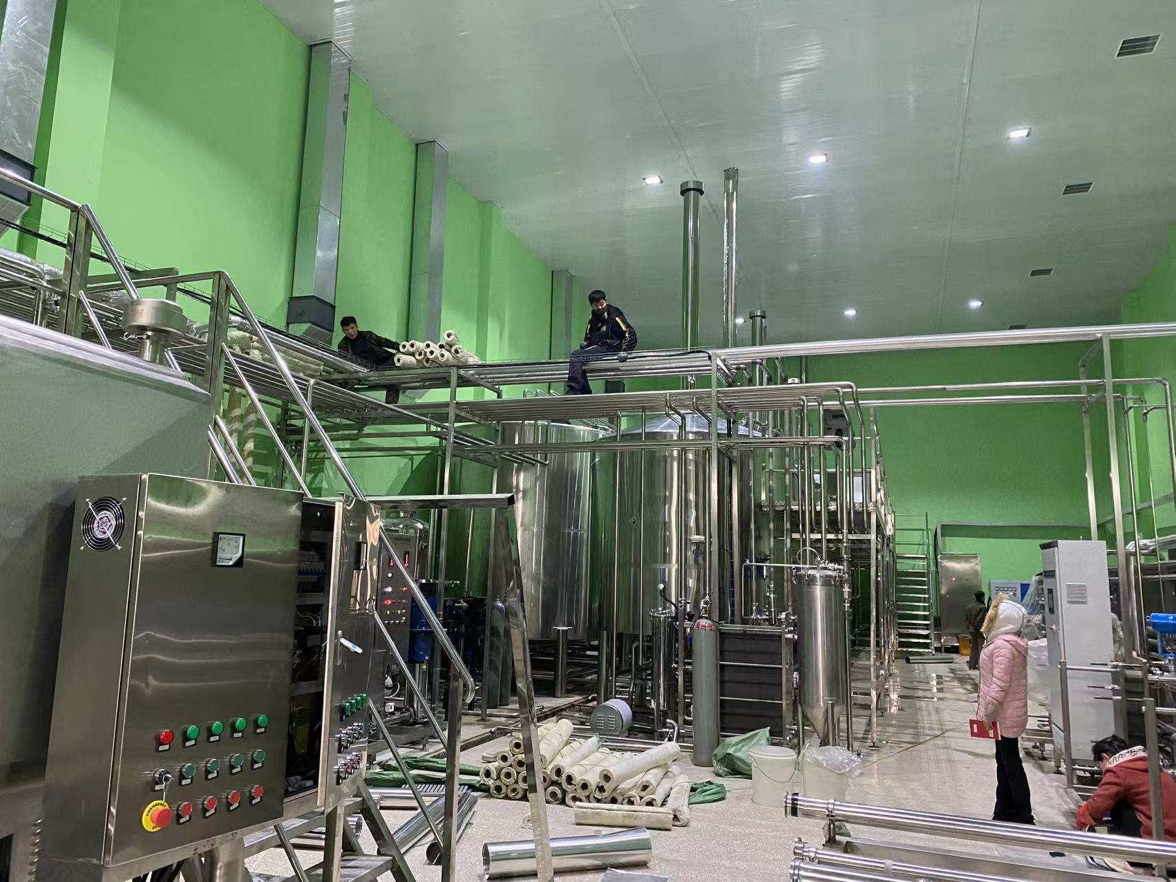 阿拉善精酿啤酒设备厂—精酿啤酒设备制造：传承工艺与创新科技的交融
